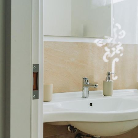 Rediesis Apartments 카메라노 외부 사진